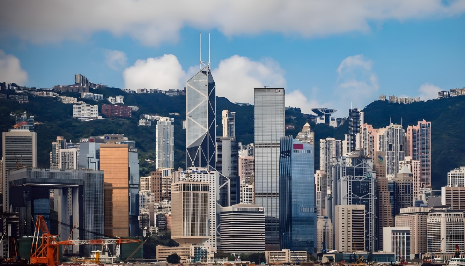 陳曉峰：從倡議走向落實——香港邁向全球碳交易中心的關鍵一步