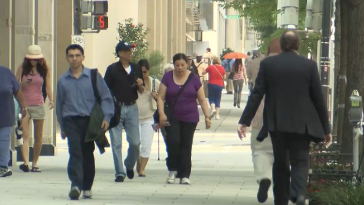 最新民調：逾七成美國人認同「美國社會已破裂」