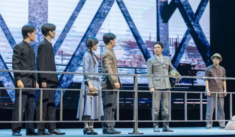 有片丨科學家精神耀香江 《國之英豪》香港首演 燃動家國情懷