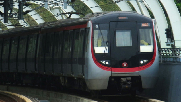 鰂魚涌地盤炸彈 | 港鐵預計明天港島線及將軍澳線列車服務受顯著影響 明天頭班車前公布服務安排