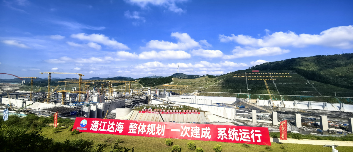 陸運河建設近八成 欽州打造陸海新通道智慧樞紐