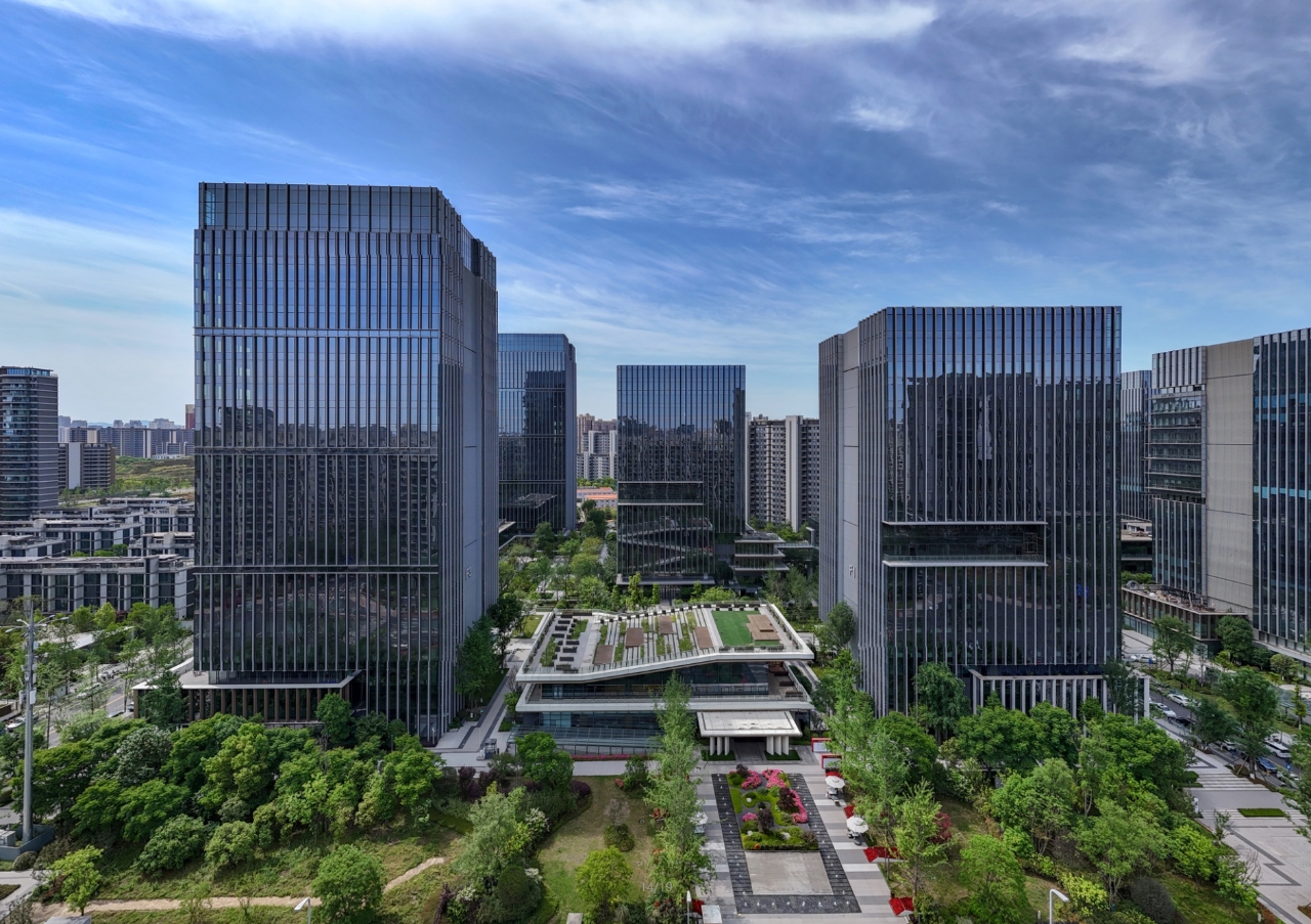 「成都高新造」人形機器人再升級 「天行者2號」正式亮相