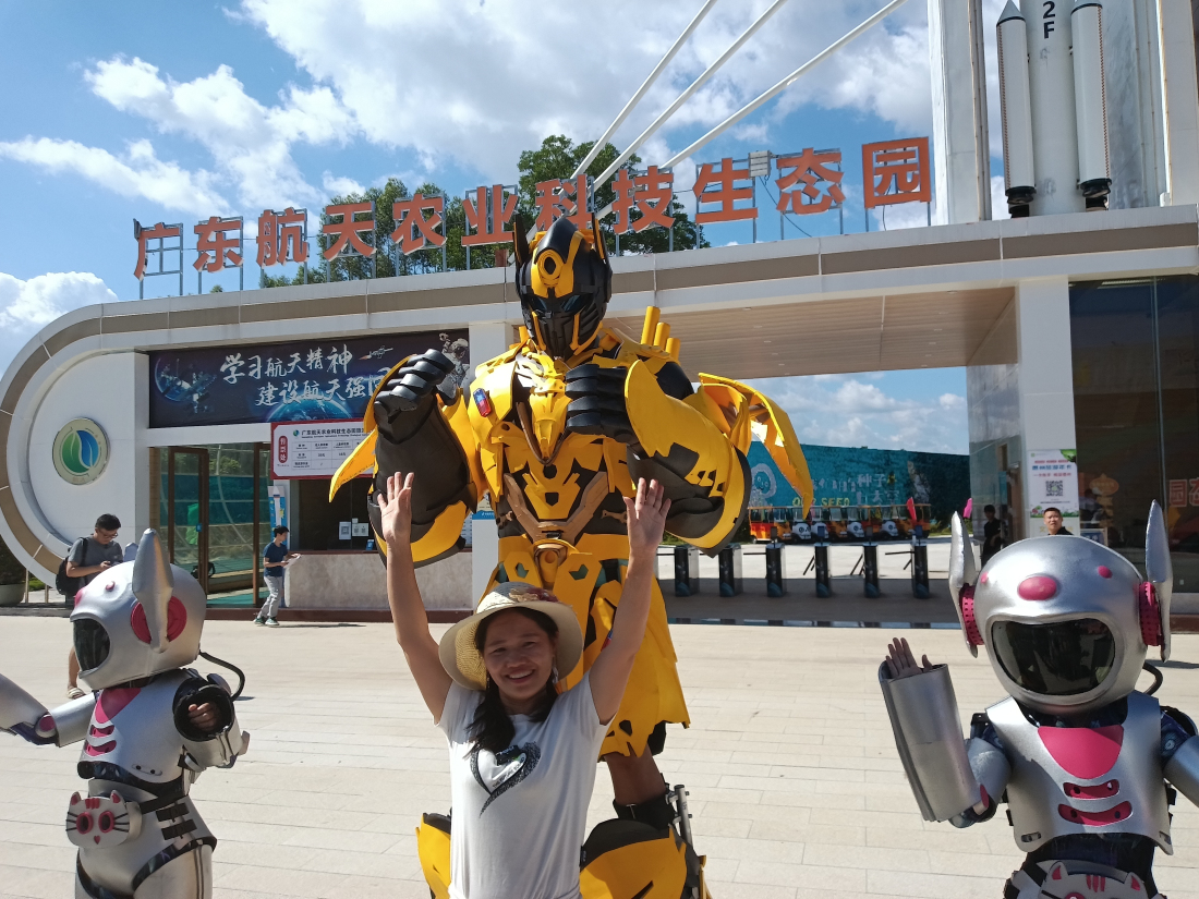 酷！博羅這裏國慶可與超高機甲互動