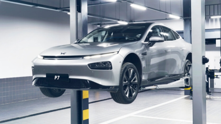 小鵬汽車公布人形機器人專利 可提高機器人擬人效果