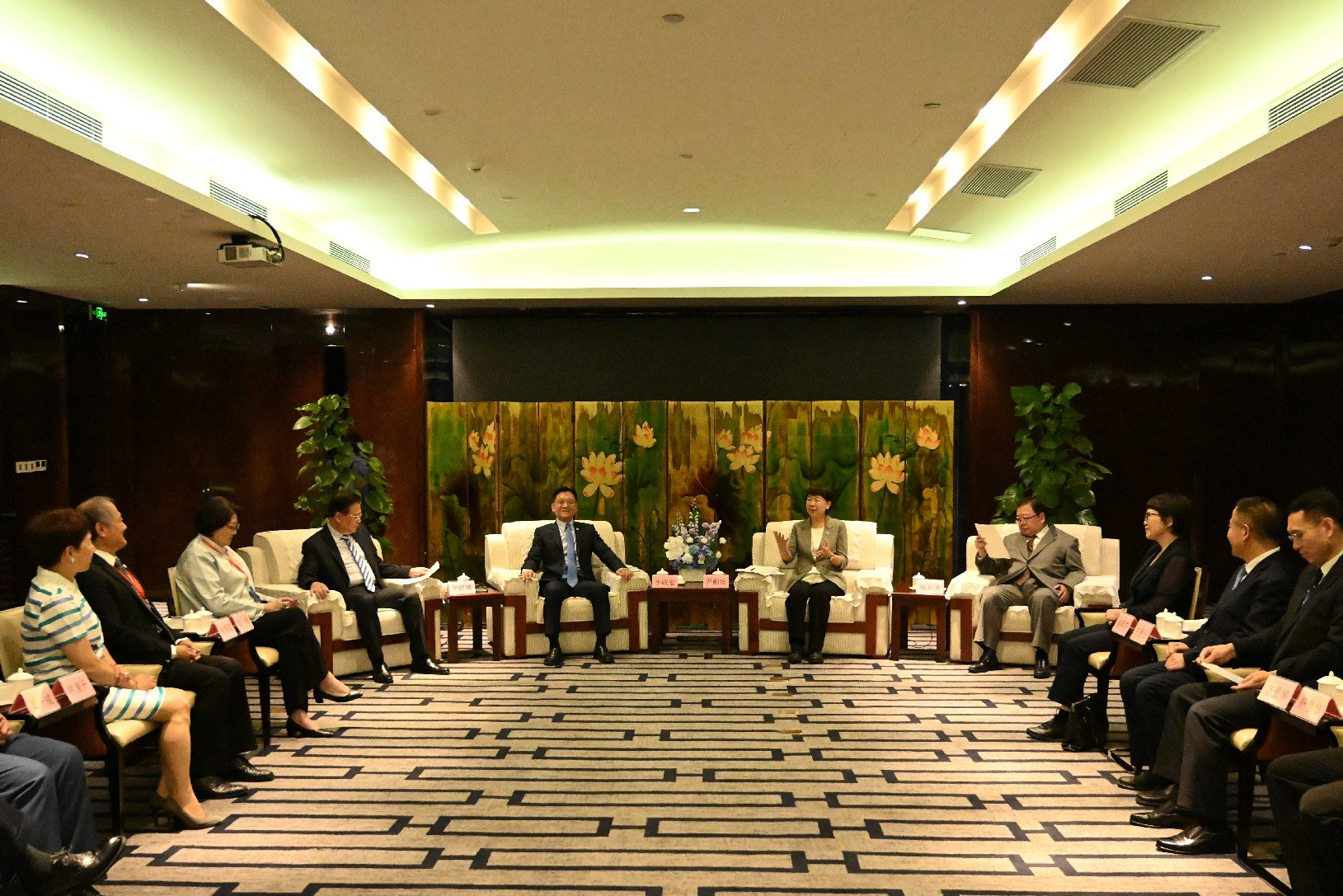 台灣工商界代表考察海南自貿港建設機遇