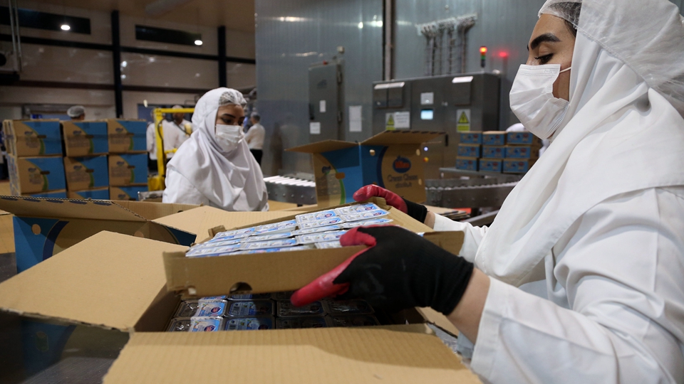 物價飆升貨幣狂跌 聯合國恢複製裁伊朗百姓叫苦