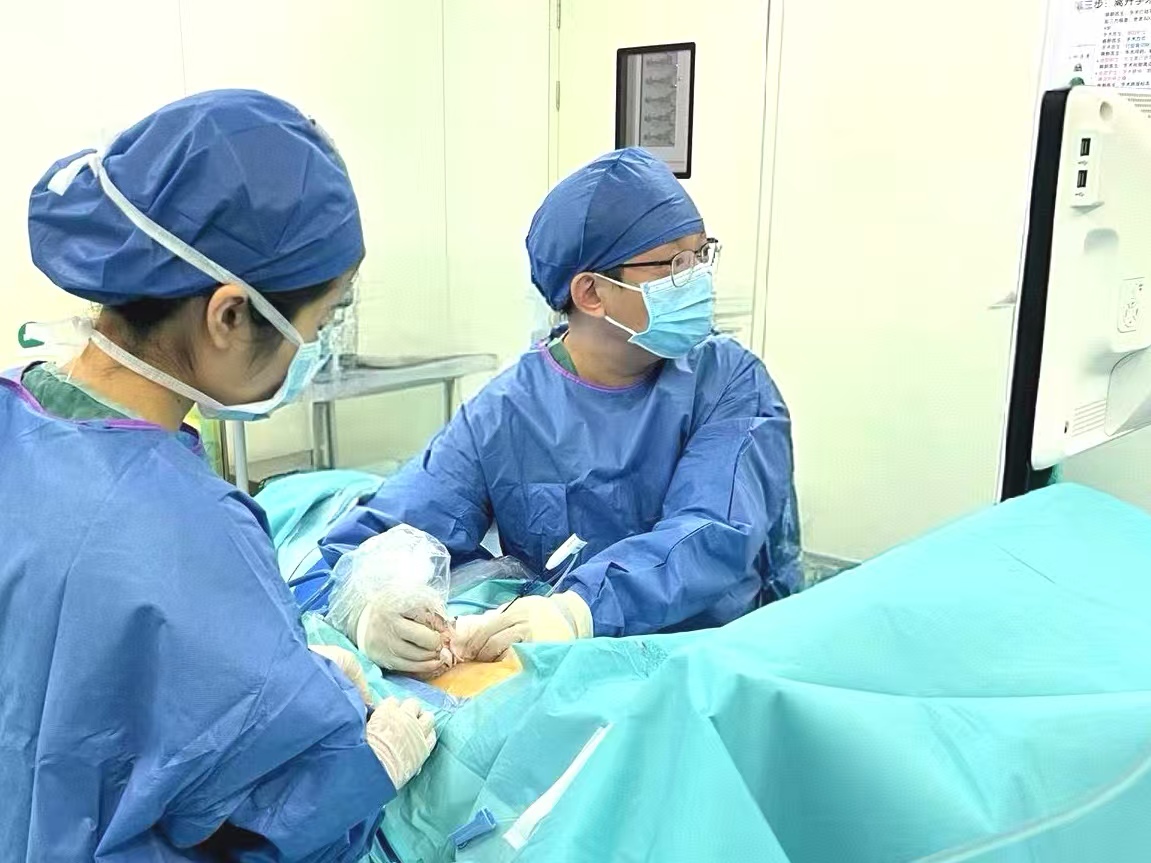 十年8次復發 深圳老闆一邊「打怪」抗癌 一邊把產值干到翻三倍