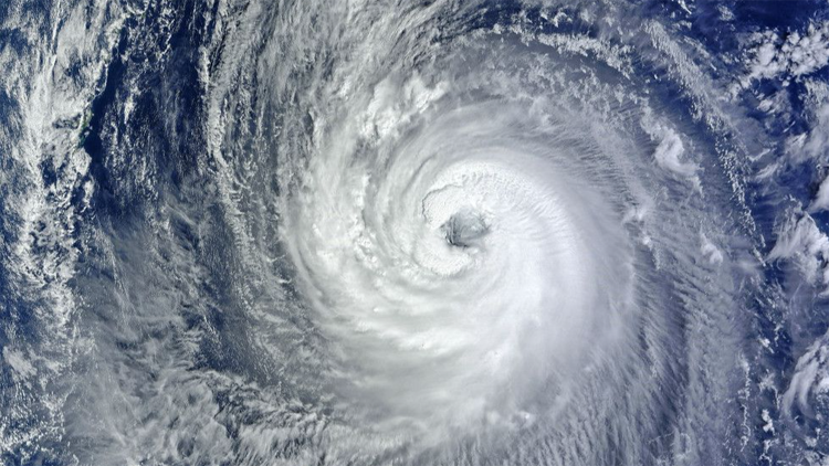 颱風「麥德姆」加強為強熱帶風暴級 即將登陸菲律賓呂宋島
