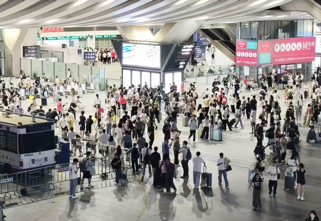 128.19萬人次！深圳北站樞紐10月1日客流破歷史新高
