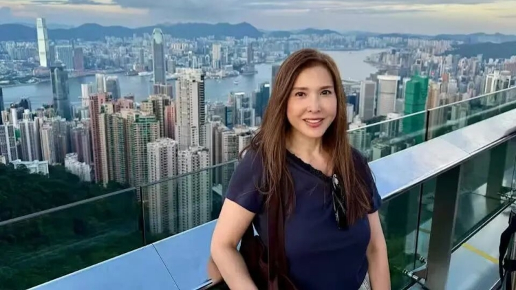 「黃絲」藝人後悔移民加拿大：經濟治安差 憂兒前途