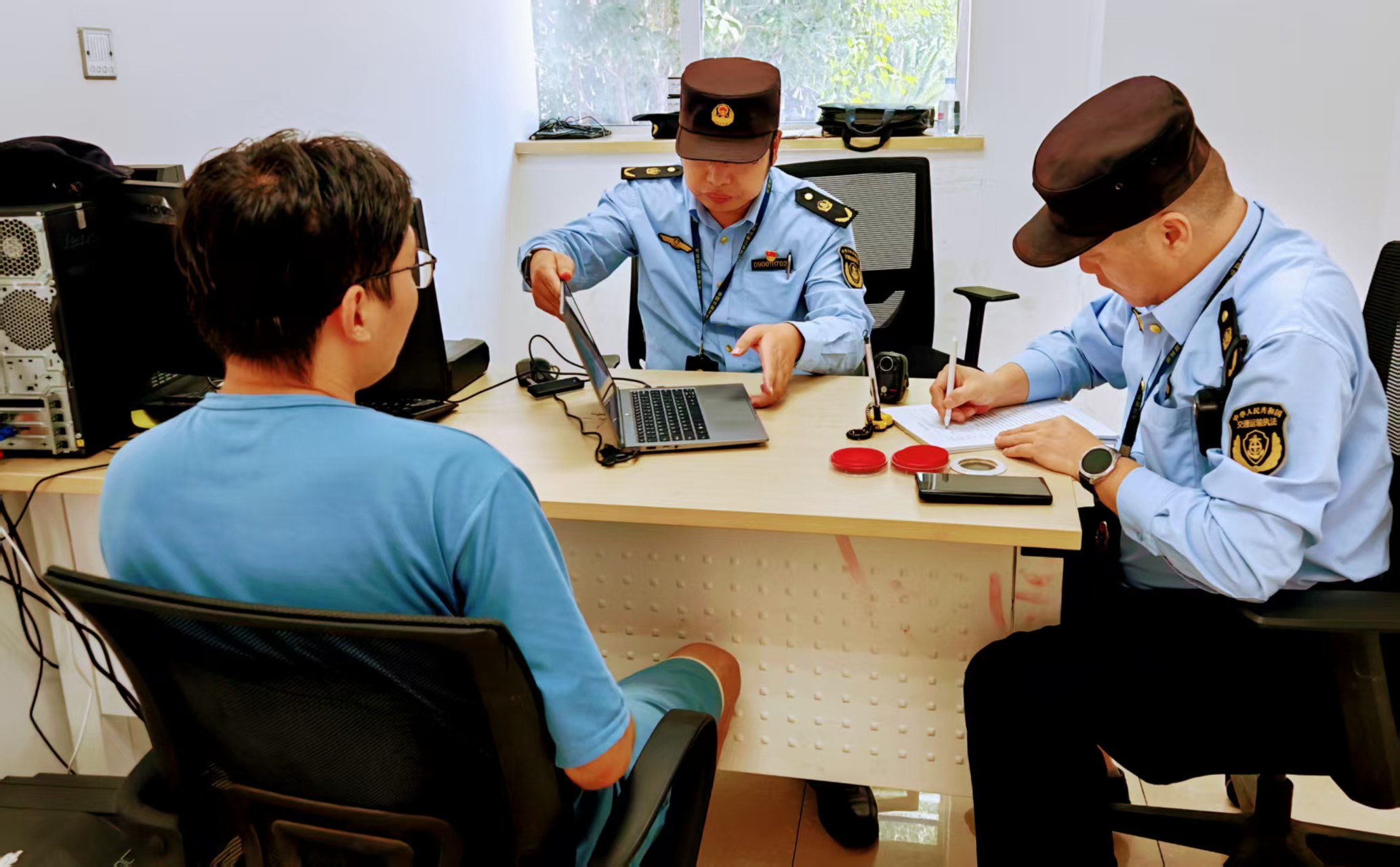 滬嚴打網約車行業亂象