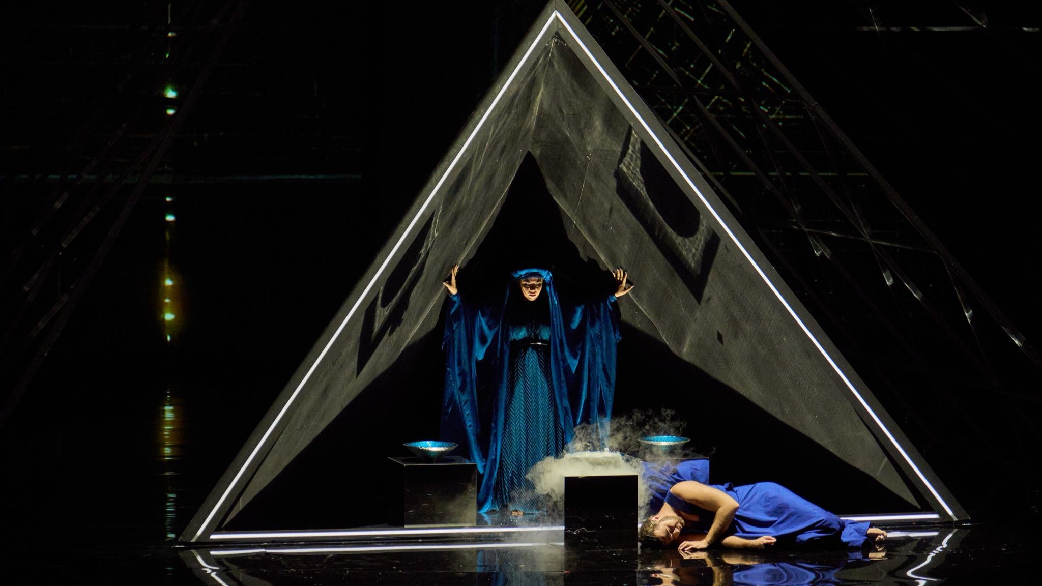 「阿依達」撼爆 激情怒火 愛恨情仇 