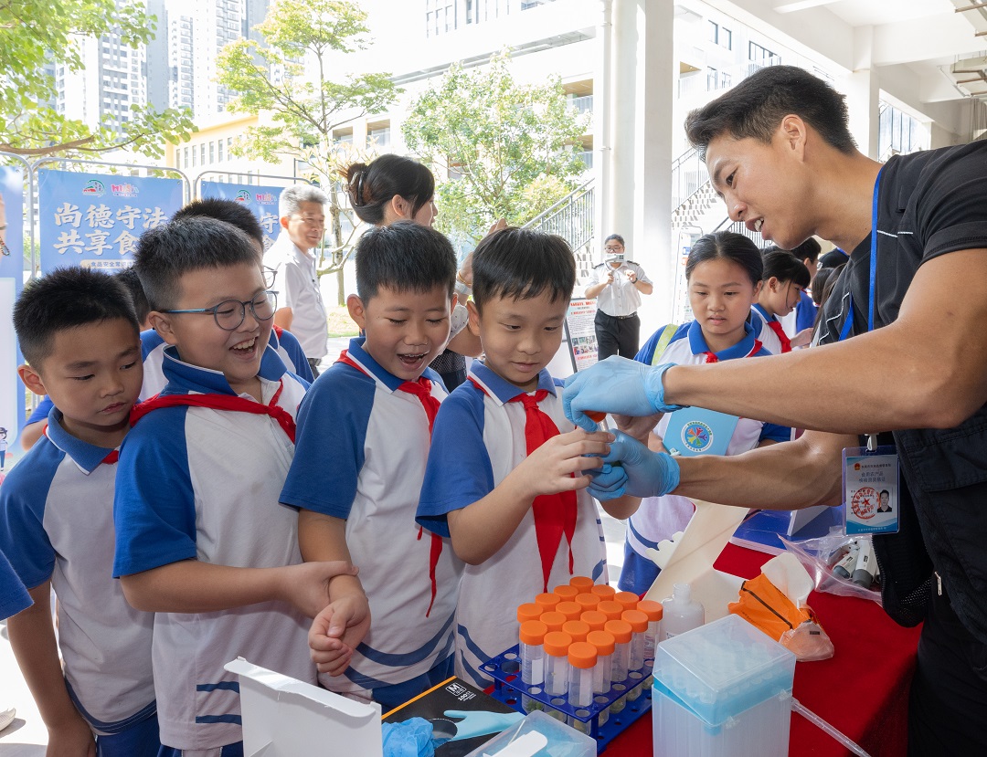 食品安全無小事  東莞虎門校園內講食品安全