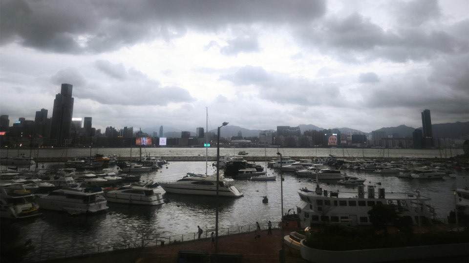 天文台：料下星期「霜降」前本港市區氣溫急跌至21度