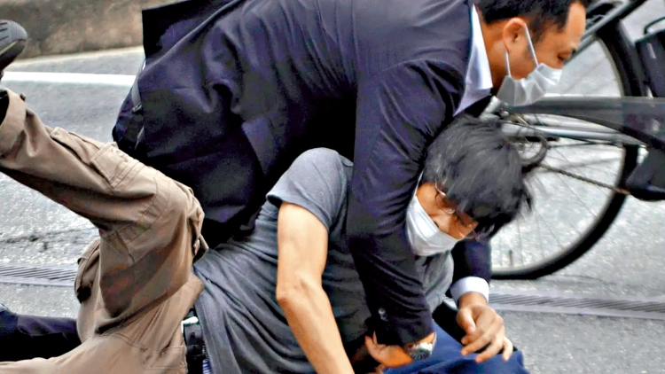 槍擊安倍晉三嫌犯下周首次庭審 或將承認殺人意圖並請求減刑