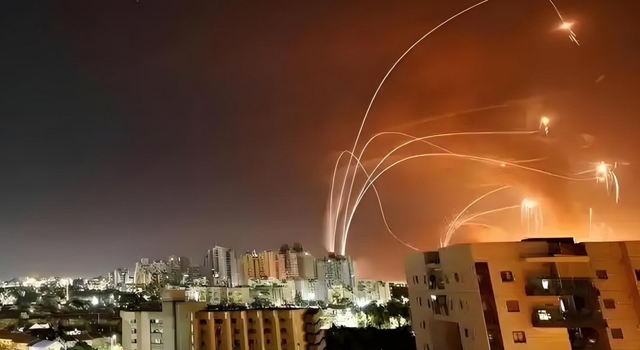 俄羅斯導彈夜襲基輔 烏克蘭大規模打擊俄化工廠 