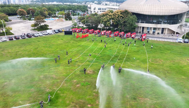 皖歙縣：縣鄉聯合以練促戰礪「森防精兵 」