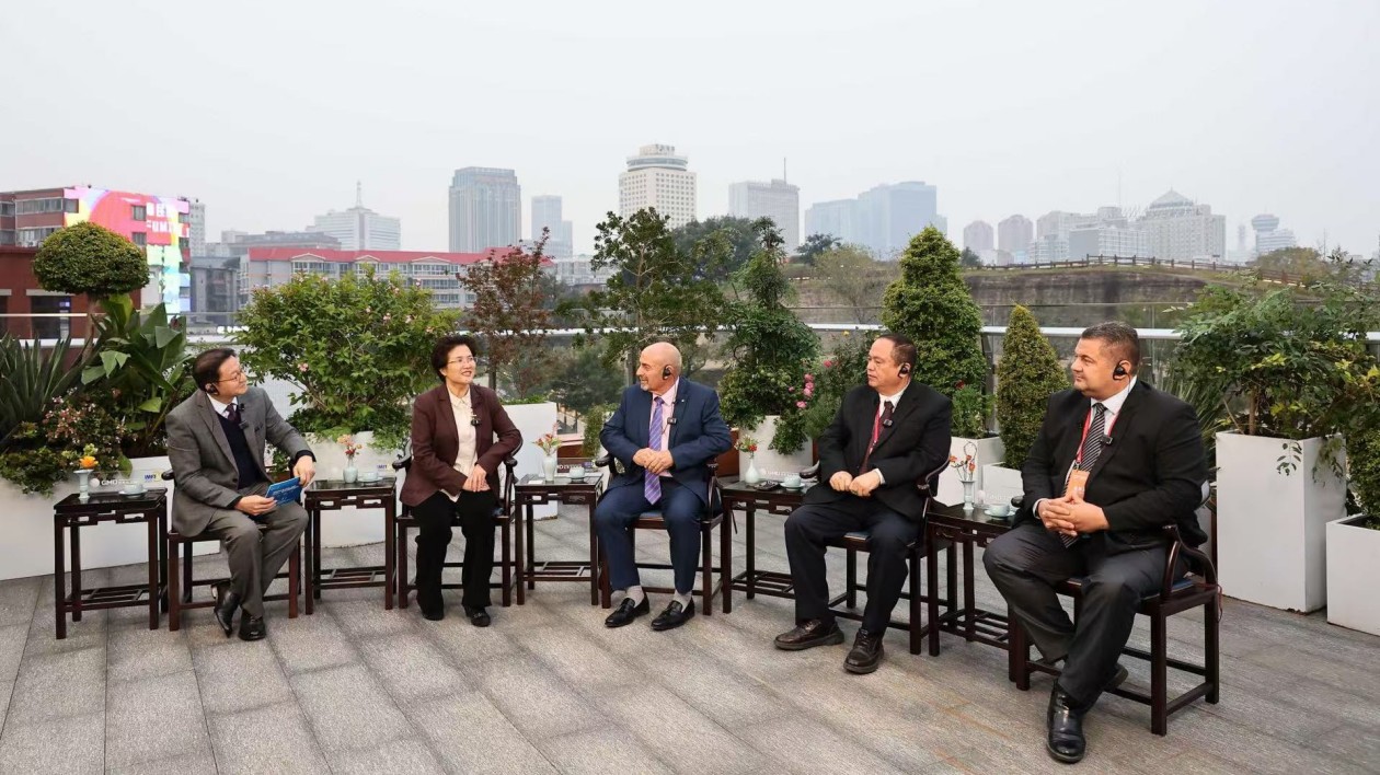 有片丨世界市長對話·鄭州之阜民里對話：共探古城更新和古今共生