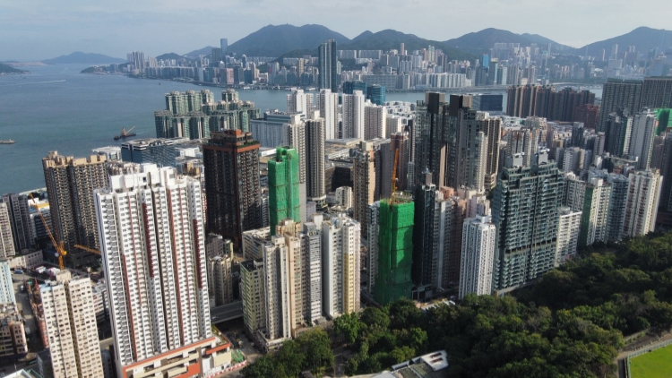 香港放寬投資移民「滿月」 3000萬至5000萬新盤成交升24%