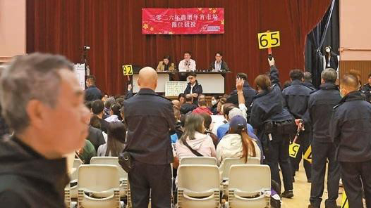 維園年宵攤位競投 熟食「檔王」23萬元成交