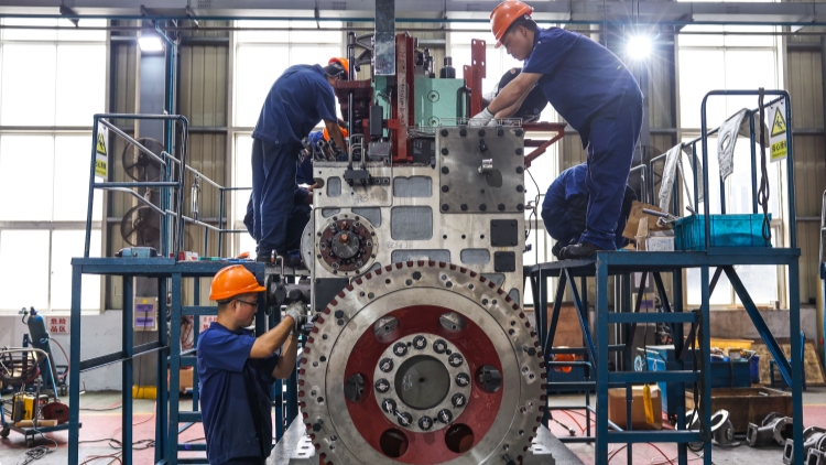 習近平：關於《中共中央關於制定國民經濟和社會發展第十五個五年規劃的建議》的說明