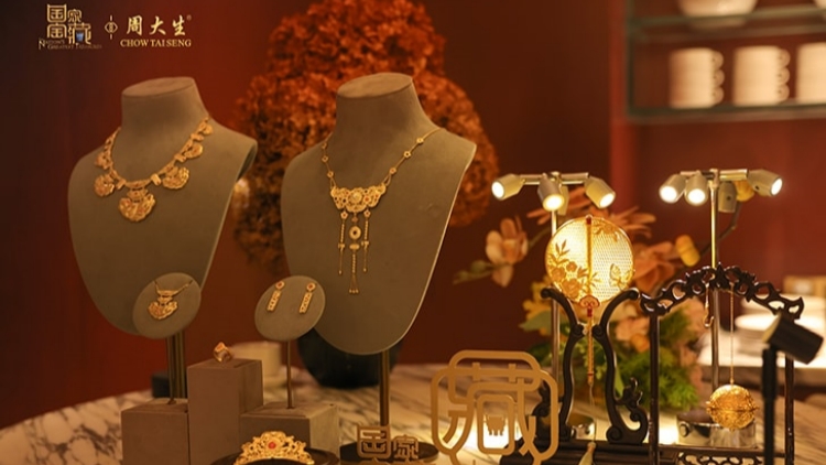 金價大漲，門店銳減，周大生一年關閉560家店