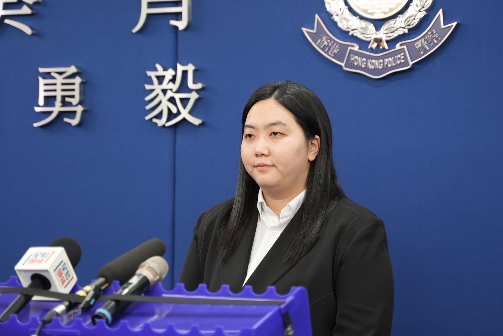 警破棄置車輛毒品儲存倉 拘一男檢620萬元毒品