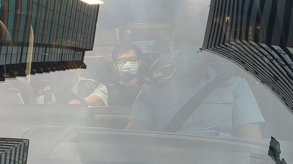 林作北角警署通宵扣查 今早押送東區法院提堂