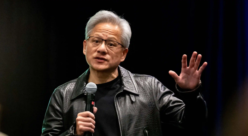 黃仁勳：中國將在人工智能競賽中超越美國