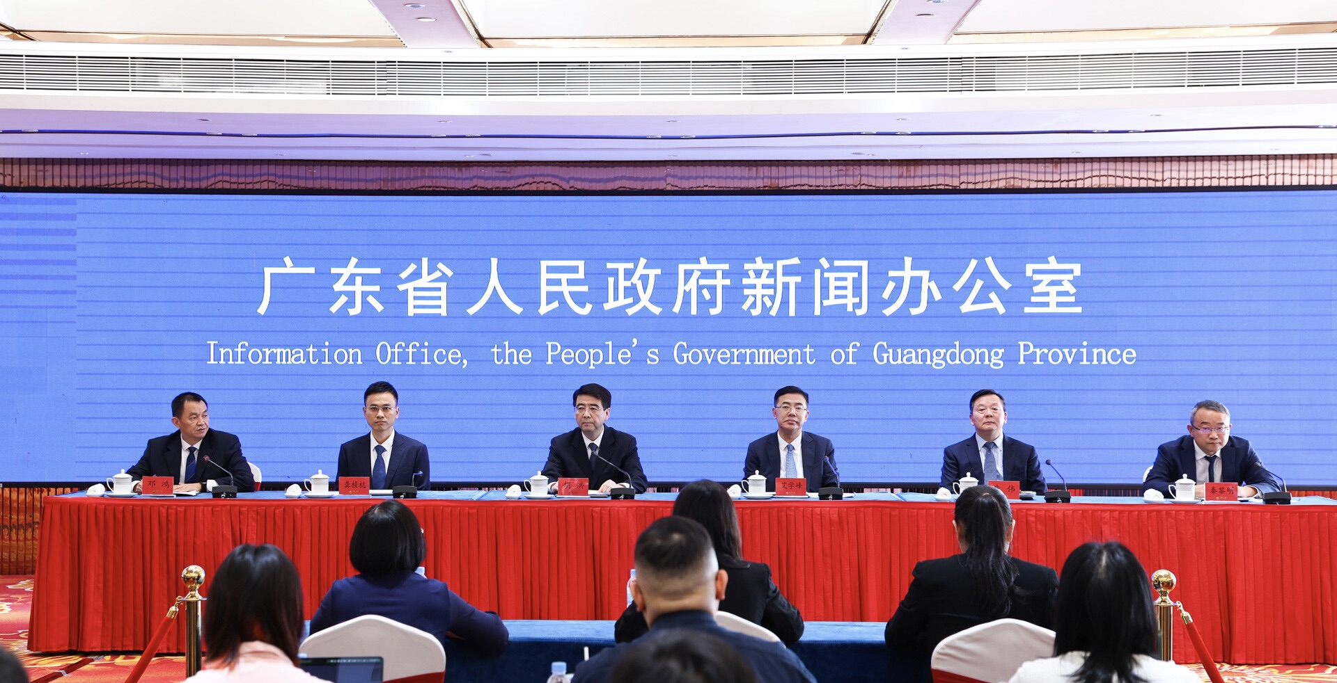   粵攜手港澳推大灣區建設  科技產業、互聯互通、重大平台三方面取得豐碩成果