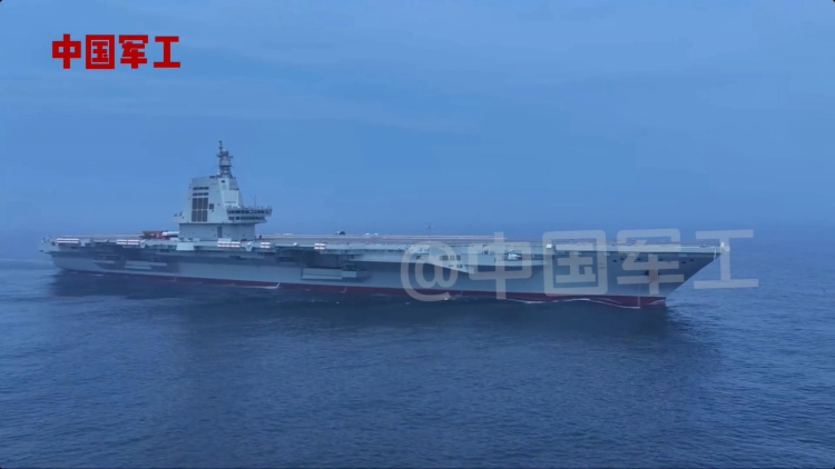 福建艦最新海試視頻發布