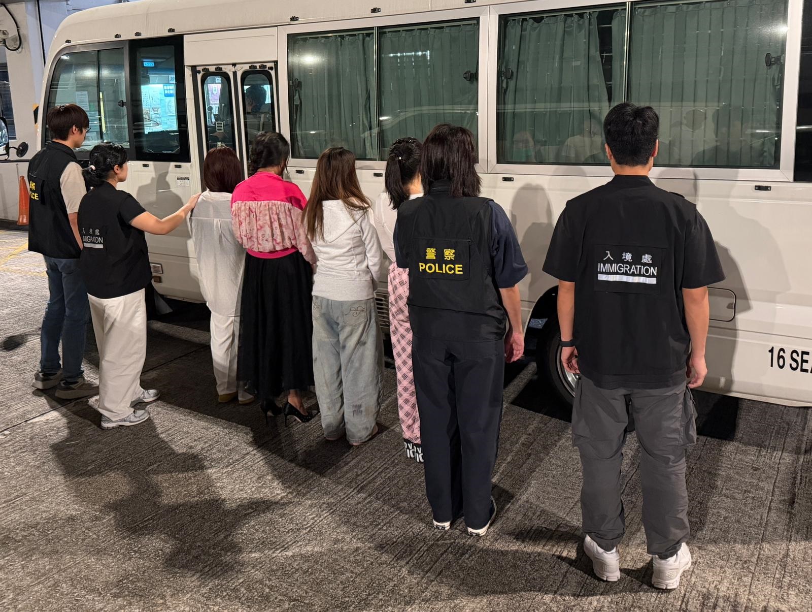 警方荃灣掃黃拘7名內地女