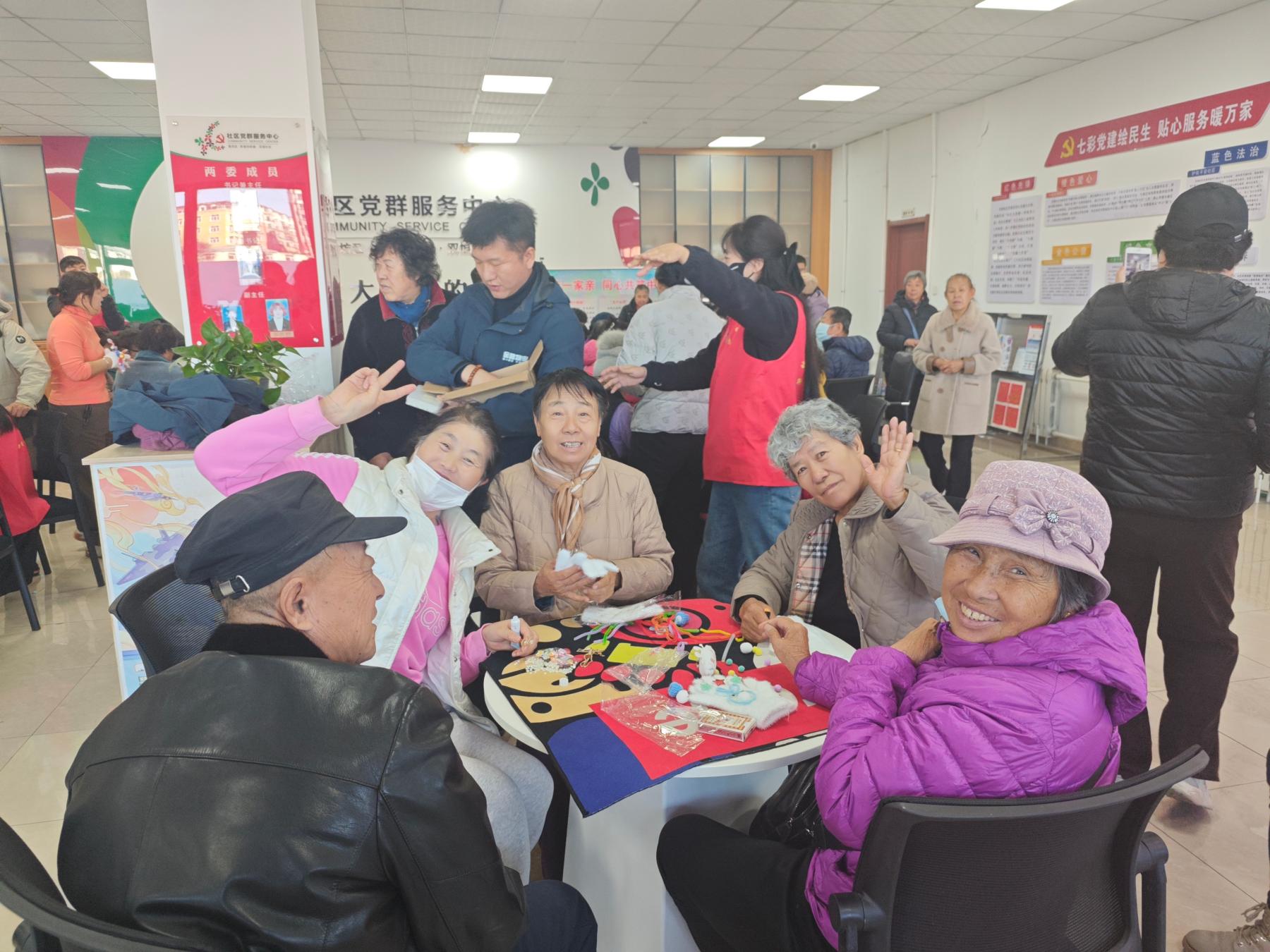 哈市香坊區雙恆社區立冬DIY活動 巧手造物暖鄰里促和諧