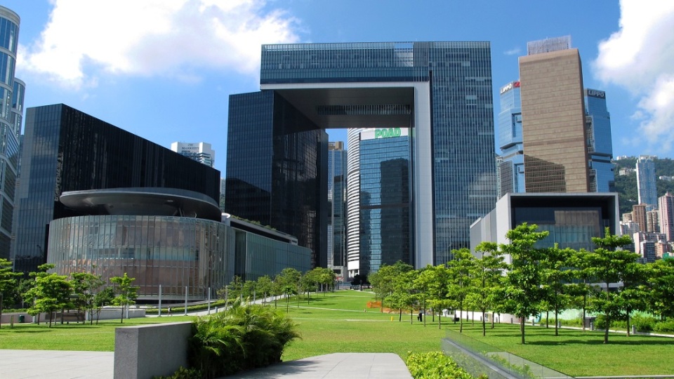 黃江天續任物業管理業監管局主席 任期3年