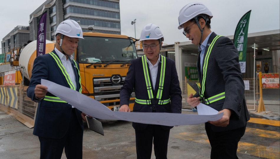 蔡傑銘視察河套香港園區 呼籲員工踴躍投票