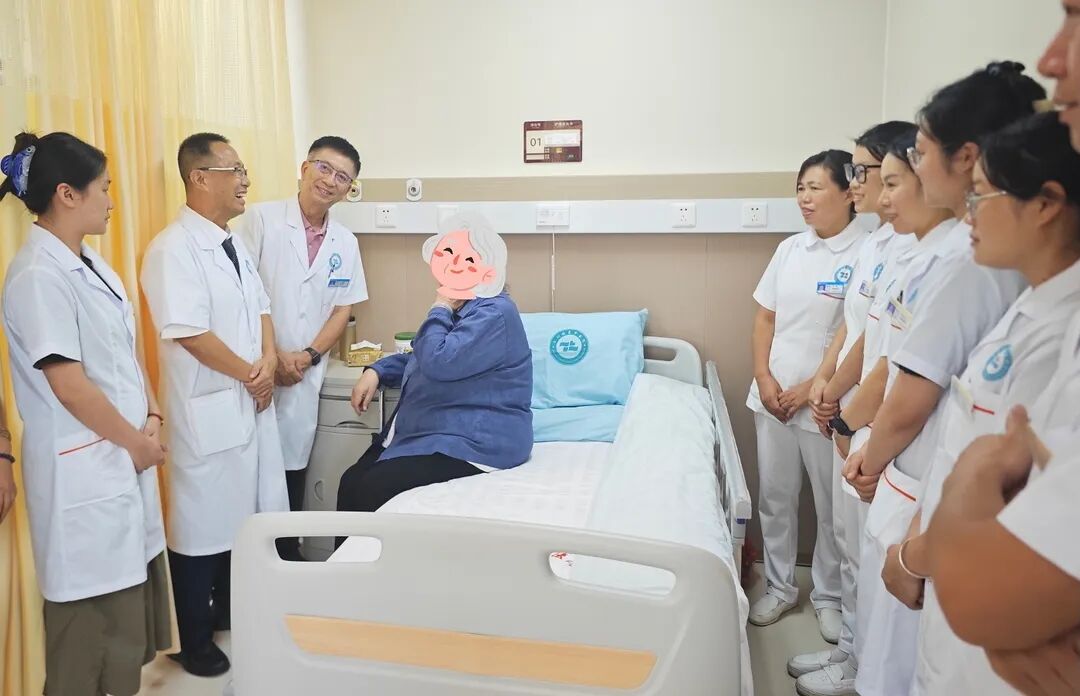 香港八旬阿婆跨境尋醫 深圳僑愛中醫助其重煥活力