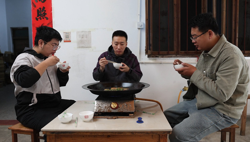 皖歙縣：深渡毛豆腐  藏着時光的味道