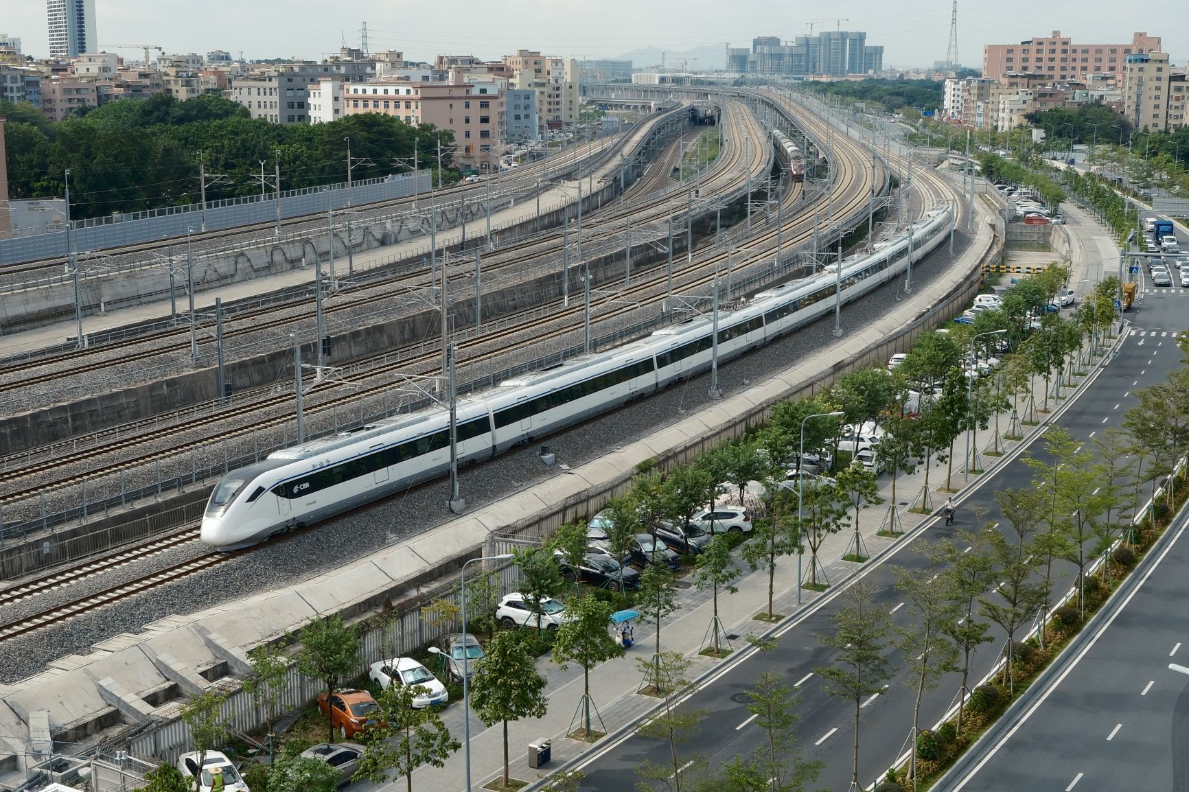  廣州北站、廣州白雲站等重要樞紐  廣清城際鐵路南延線通過初步驗收