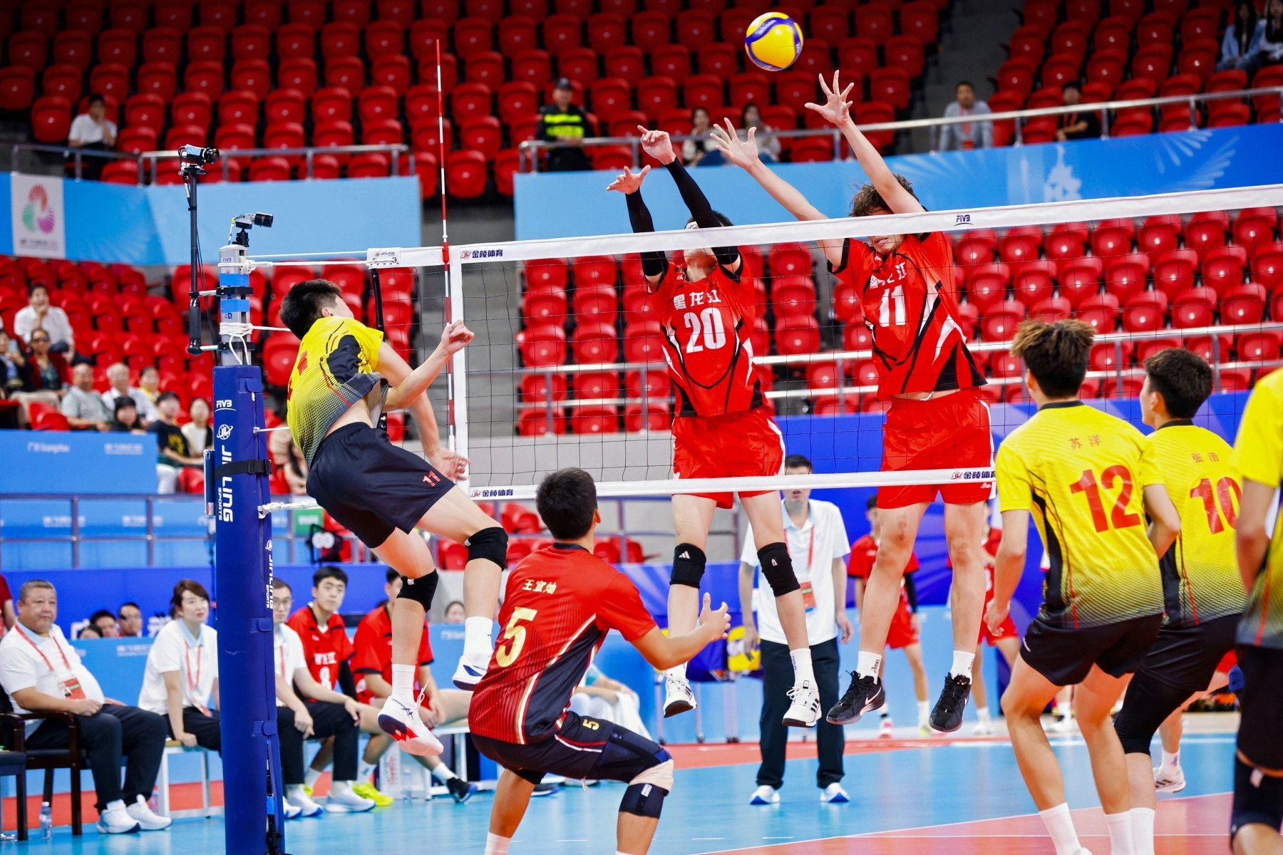 黑龍江龍江縣雙胞胎兄弟閃耀全運會賽場 創黑龍江排球新輝煌