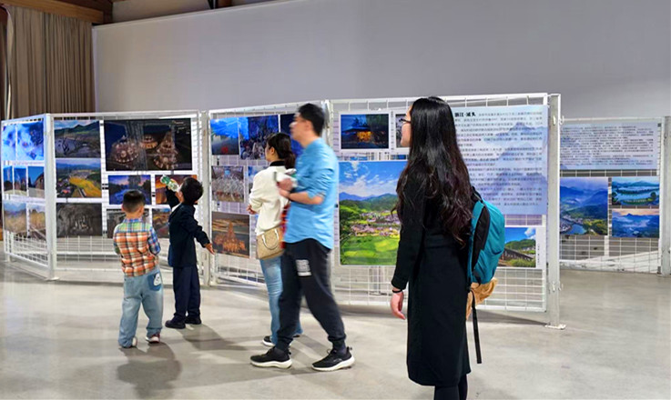 皖黟縣西遞鎮：全球鄉村影像美美與共「遞送美好」