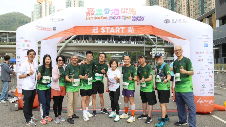 蔡若蓮參加香港街馬 充滿正能量