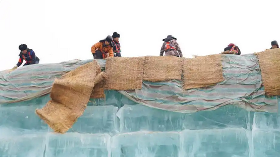 哈爾濱冰雪大世界啟用20萬立方米存冰