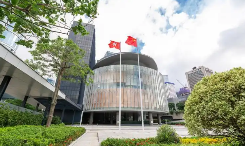 候選人資格審查委員會公布一名選委會當然委員登記有效