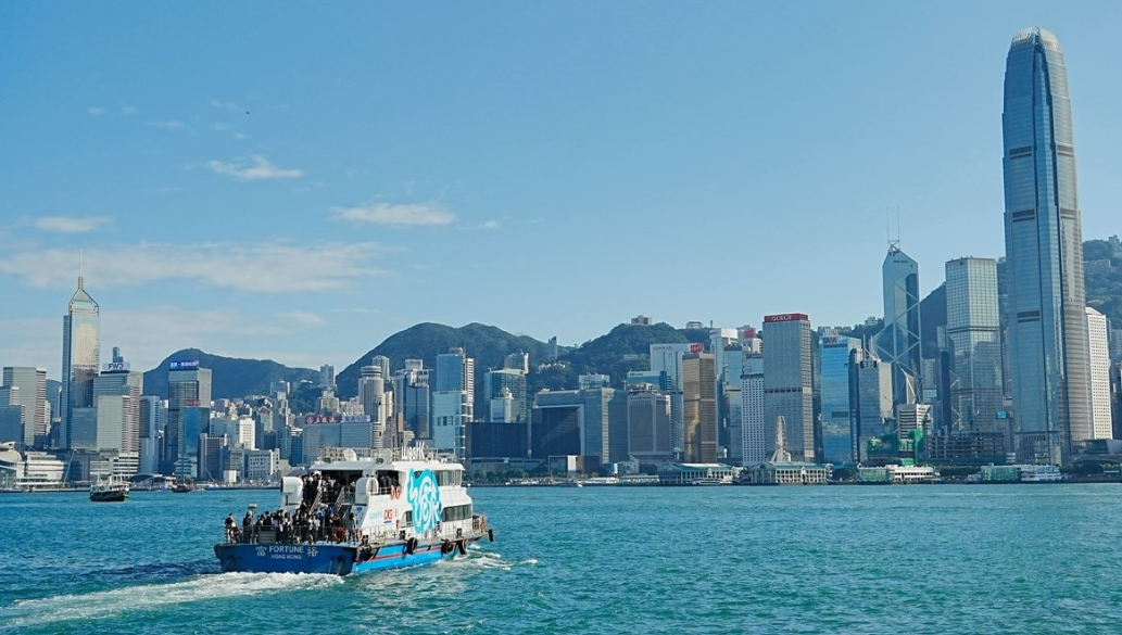 天文台發布火災危險警告 27日中午錄得相對濕度16%