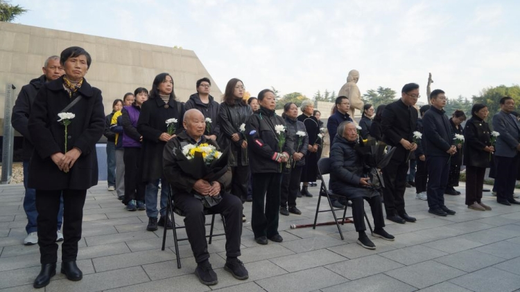 南京舉行大屠殺死難者家庭祭告活動 在世幸存者僅剩24人
