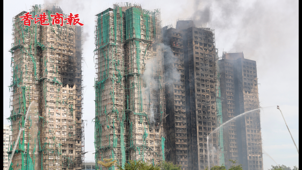 有片丨【宏福苑大火】消防員安基苑派發單張