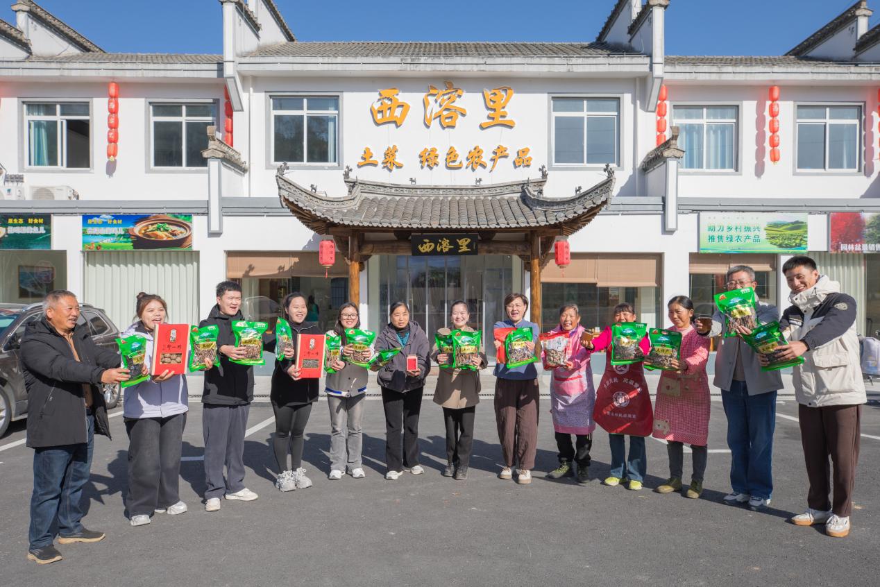 【黃山「鎮」能量】皖祁門柏溪：村干化身主播 柏溪好物「出山」
