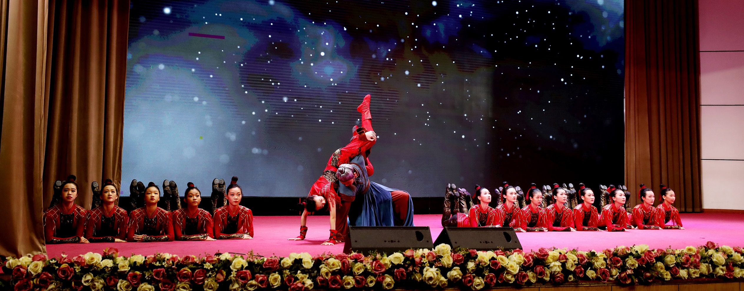 「雙新」跨區域教學展示活動在鄭州市第四十七高級中學開幕