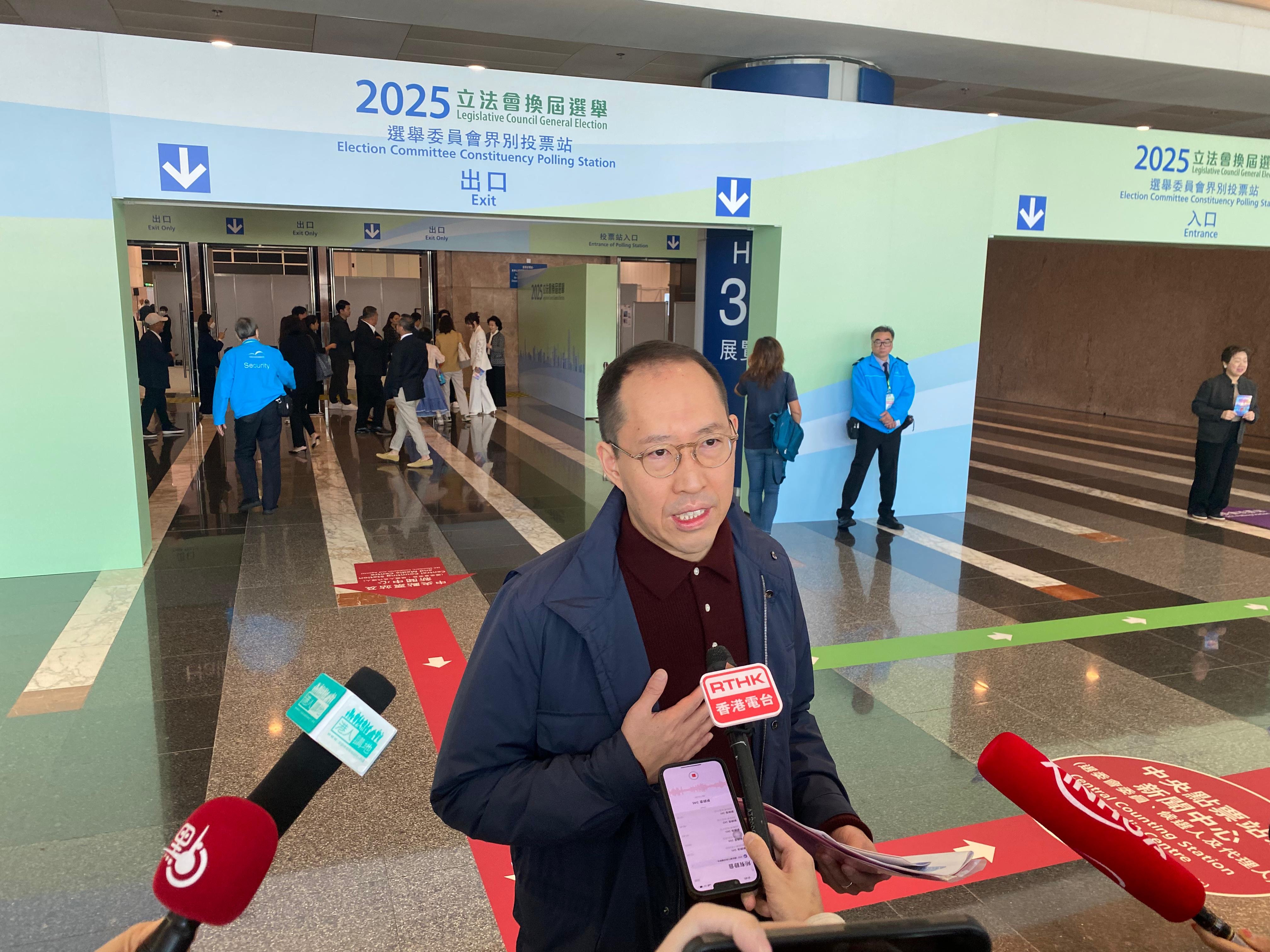 立法會選舉 | 黃永光：希望透過新一屆立法會令香港變得更健康