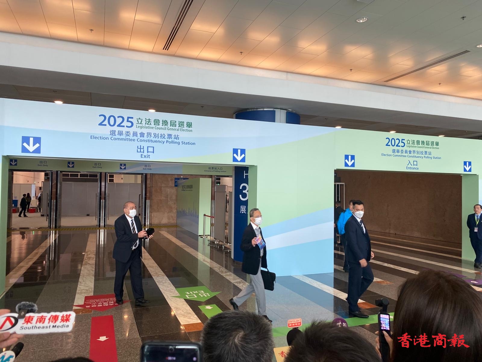 立法會選舉〡李澤鉅前來投票 並祝願選舉成功